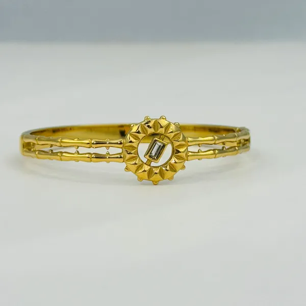 18K_Gold_Plated_Stainless_Steel_Sunburst_Design_Bracelet_With_Geometric_Crystal_Center_|_Anti-Tarnish,_Waterproof