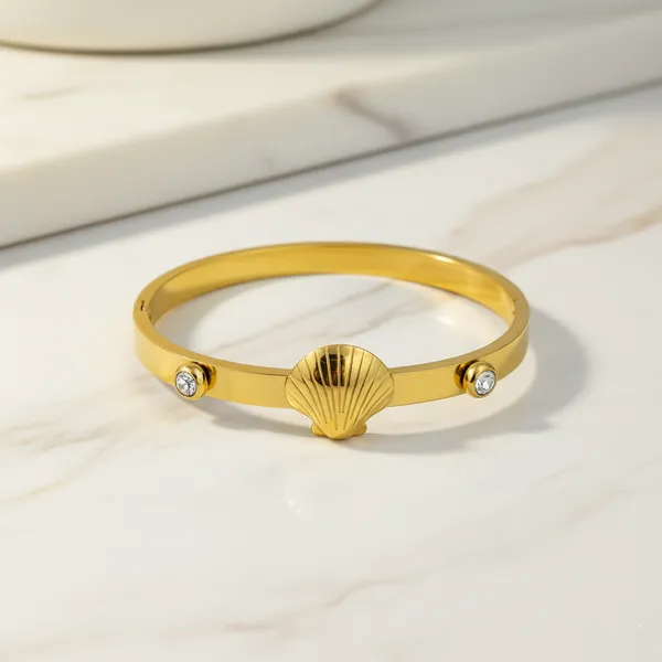 18K_Gold_Plated_Stainless_Steel_Seashell_Bracelet_With_Crystal_Accents_|_Anti-Tarnish,_Waterproof