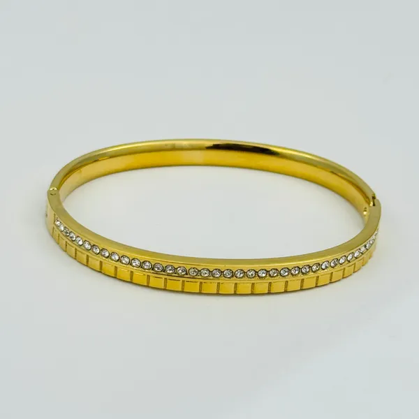 Gold-Plated_Stainless_Steel_Crystal_Line_Bangle_18K_|_Anti-Tarnish,_Waterproof_&_Hypoallergenic