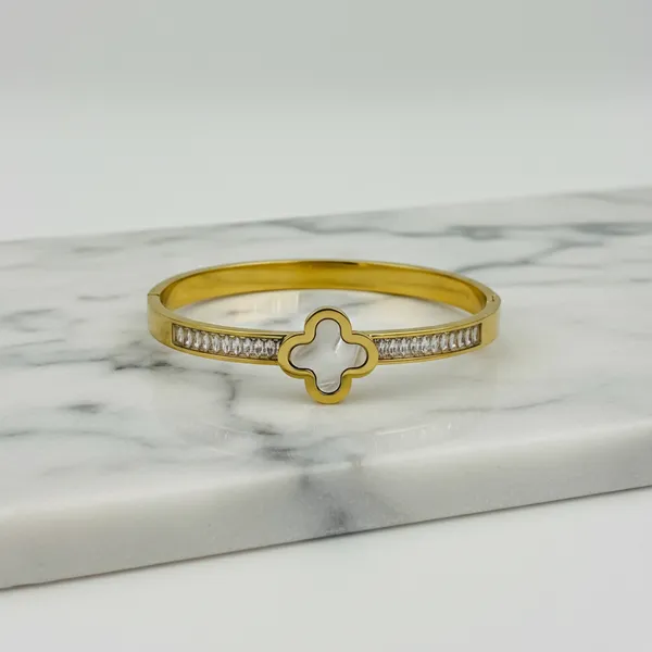 18K_Gold_Plated_Stainless_Steel_Clover_Design_Bracelet_With_Mother_Of_Pearl_&_Crystal_Accents_|_Anti-Tarnish,_Waterproof