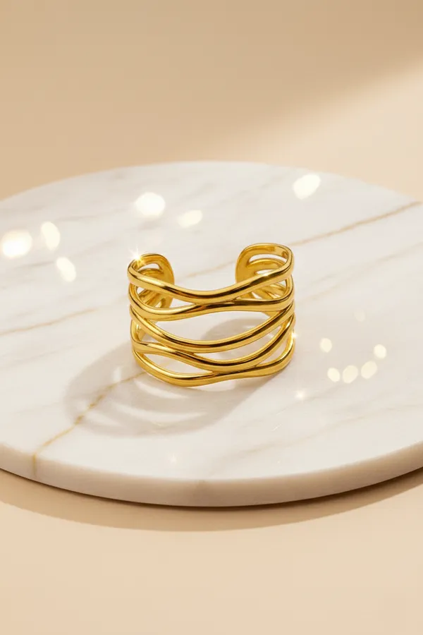 Ziwels_Women’s_18K_Gold-Plated_Wavy_Cuff_Bracelet_–_Lightweight,_Anti-Tarnish,_Waterproof_Statement_Jewellery