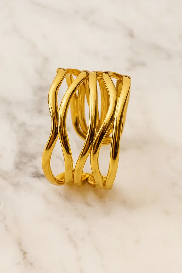 Ziwels_Women’s_18K_Gold-Plated_Wavy_Cuff_Bracelet_–_Lightweight,_Anti-Tarnish,_Waterproof_Statement_Jewellery