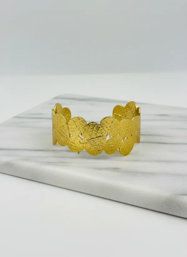 18K_Gold_Plated_Stainless_Steel_Nature_Leaf_Cuff_Bracelet_|_Anti-Tarnish,_Waterproof_&_Adjustable