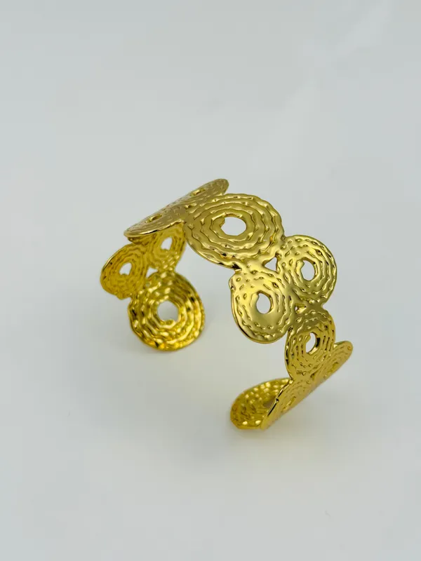 18K_Gold_Plated_Stainless_Steel_Textured_Spiral_Cuff_Bracelet_|_Anti-Tarnish,_Waterproof_&_Adjustable