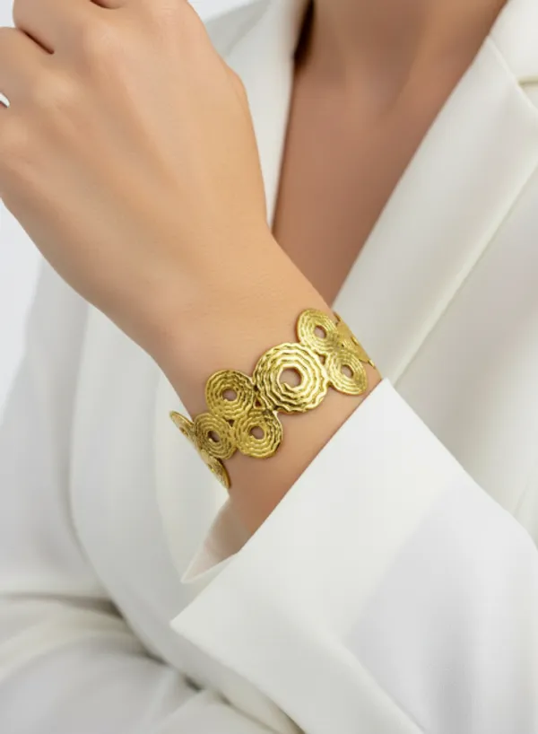 18K_Gold_Plated_Stainless_Steel_Textured_Spiral_Cuff_Bracelet_|_Anti-Tarnish,_Waterproof_&_Adjustable