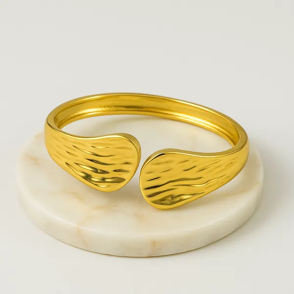 18K_Gold_Plated_Textured_Bracelet_Anti-Tarnish,_Waterproof,_Designer_Jewellery