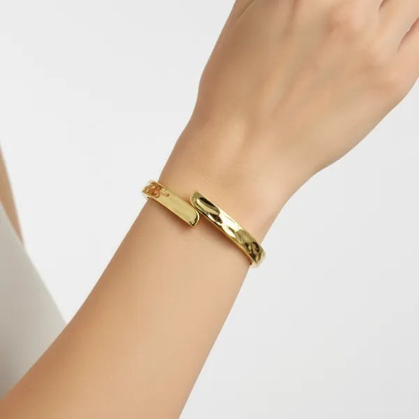 Gold-Plated_Stainless_Steel_Hammered_Open_Bracelet_|_Anti-Tarnish_&_Waterproof
