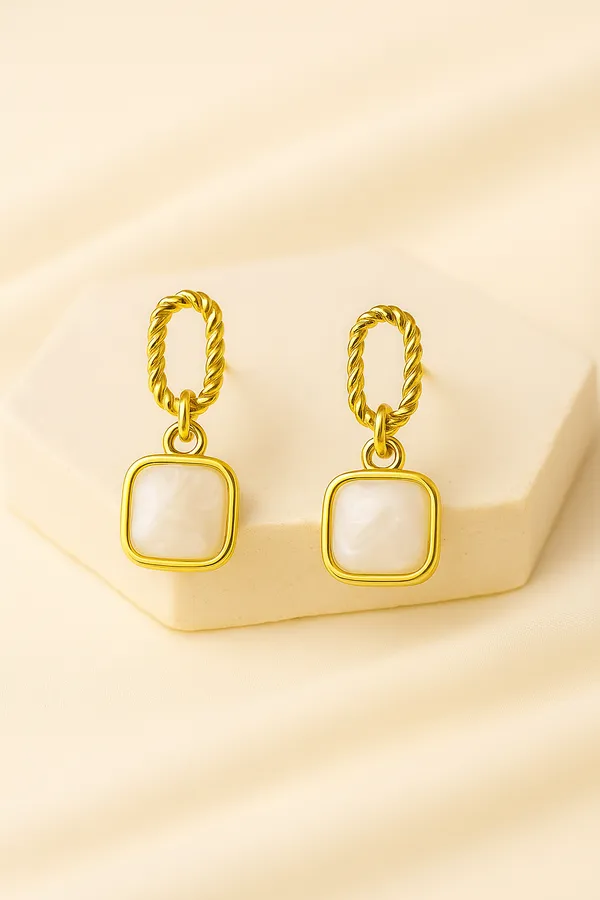 Golden_Bloom_With_White_Pearl_For_Women