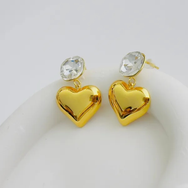Golden_Radiant_Heart_Crystal_Drop_Earrings_For_Women