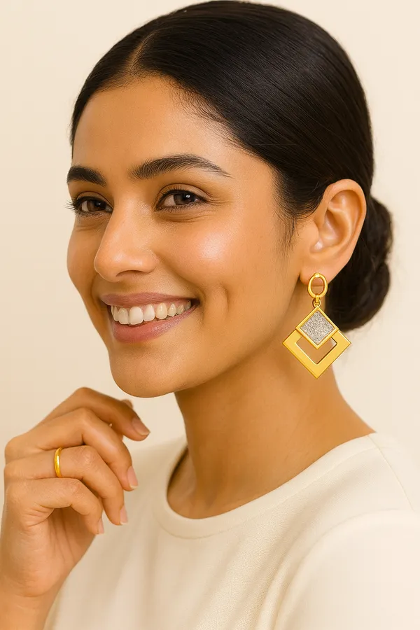 Golden_Modern_Glow_Geometric_Pearl_Earrings_For_Women