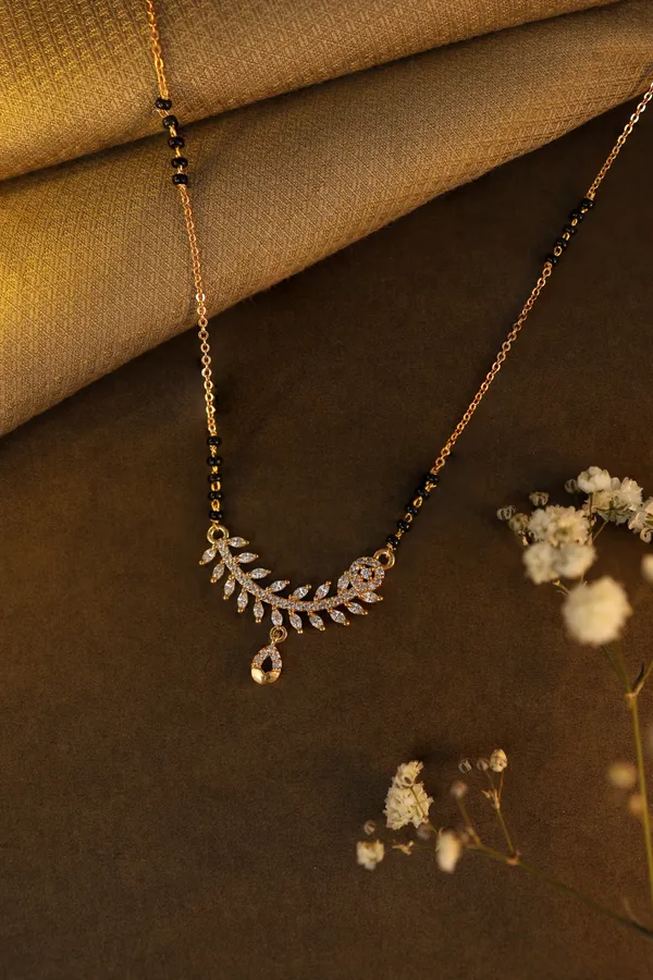Ishita_-_Gold_Plated_Mangalsutra_Necklace_for_Women