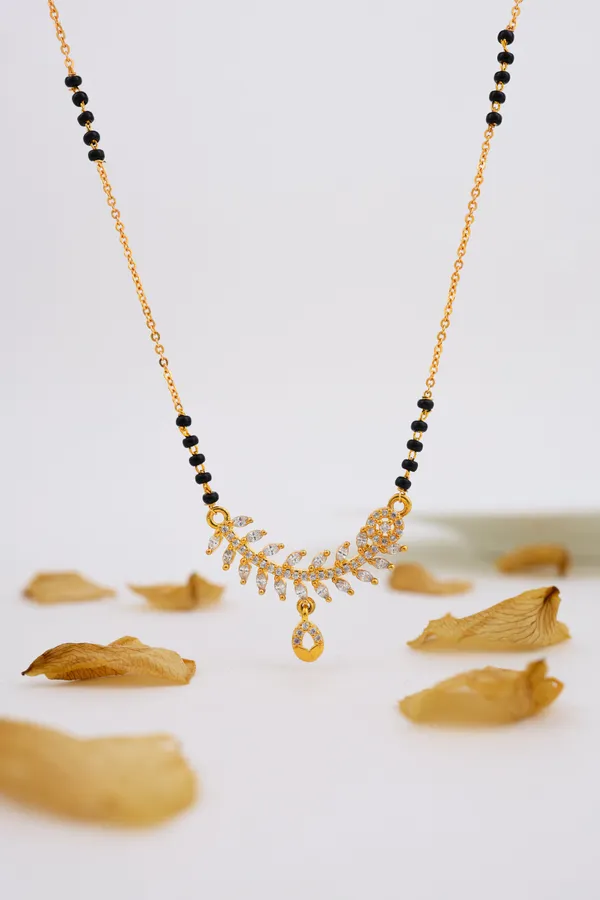 Ishita_-_Gold_Plated_Mangalsutra_Necklace_for_Women