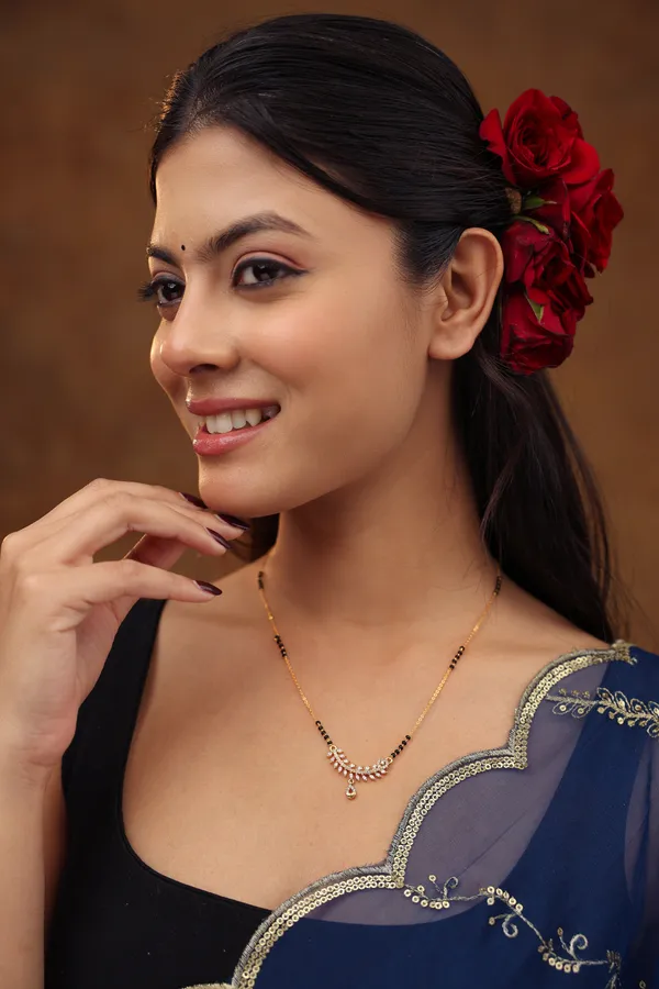 Ishita_-_Gold_Plated_Mangalsutra_Necklace_for_Women