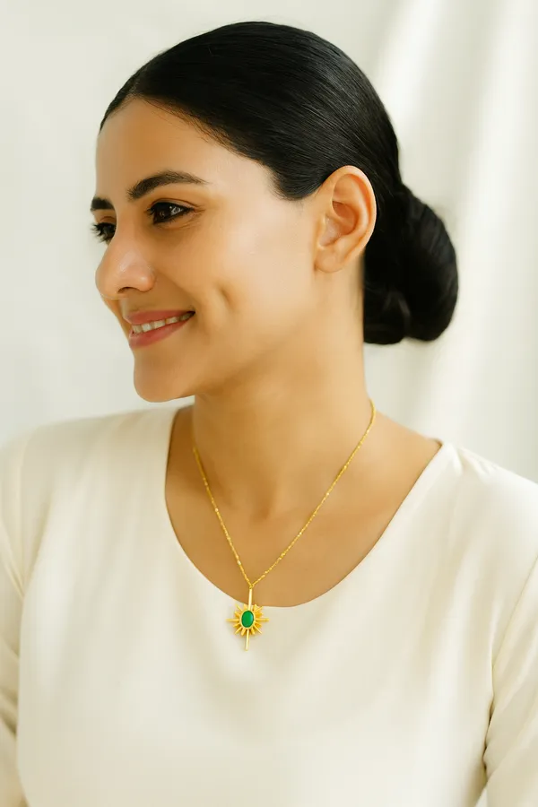 Emerald_Sunburst_Necklace_For_Women