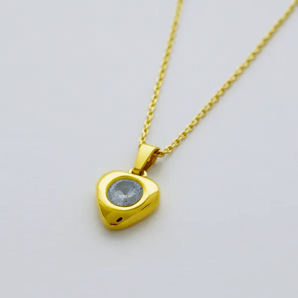 Golden_Delicate_Glow_Chain_With_Charm_For_Women