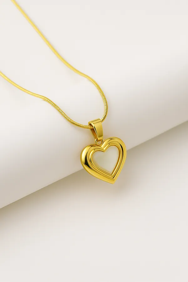 Golden_Radiant_Heart_Chain_For_Women