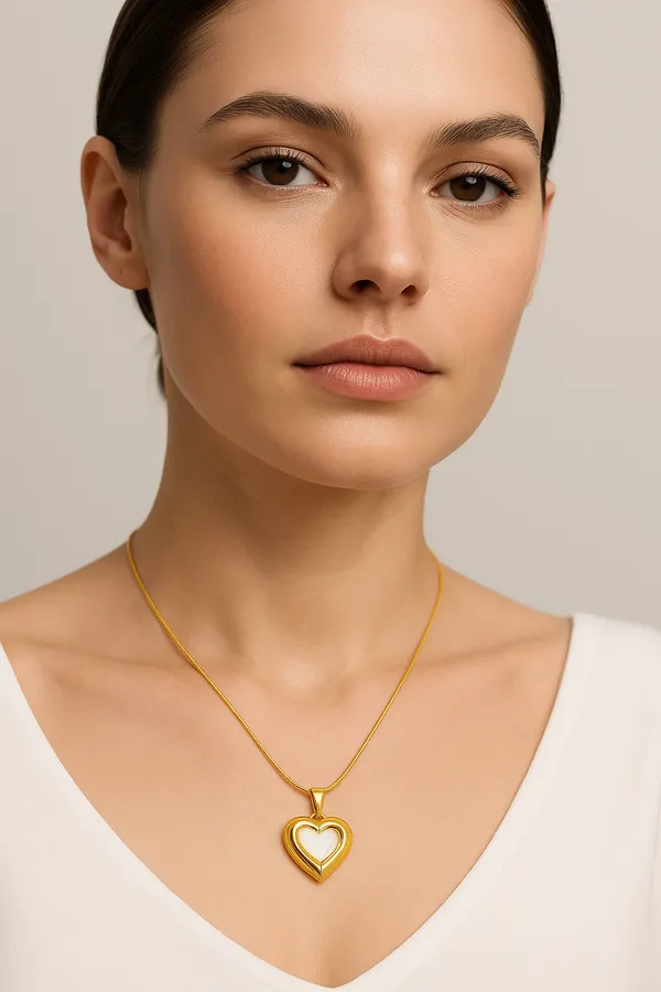 Golden_Radiant_Heart_Chain_For_Women