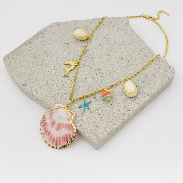 18K_Gold_Plated_Stainless_Steel_Seashell_Pendant_Necklace_With_Ocean_Charms_|_Anti-Tarnish,_Waterproof