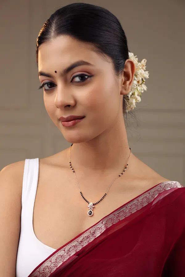 Pariha_-_Gold_Plated_Mangalsutra_Necklace_for_Women