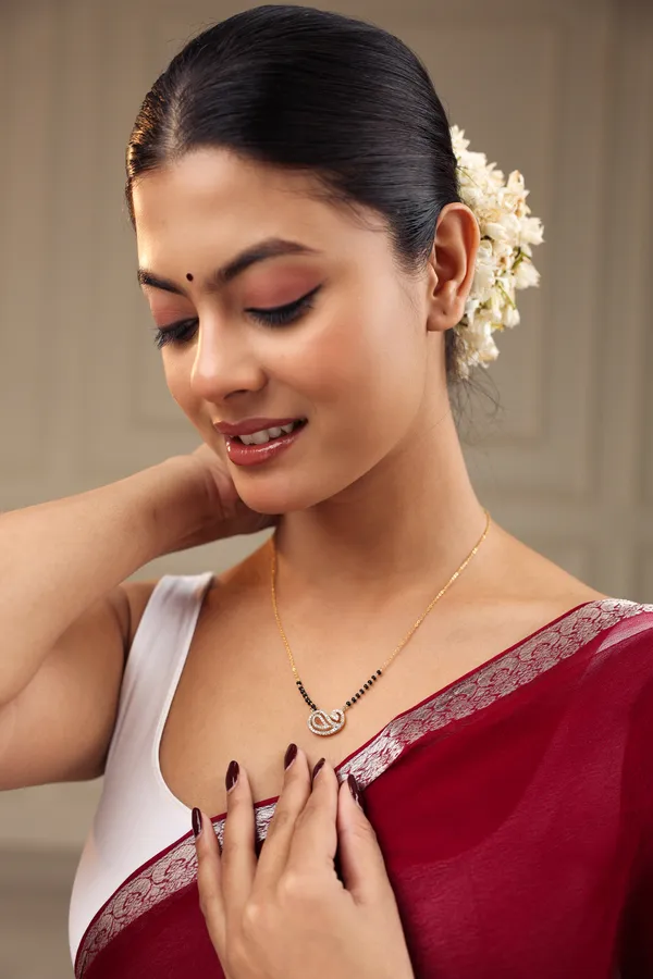 Ridhima_-_Gold_Plated_Mangalsutra_Necklace_for_Women