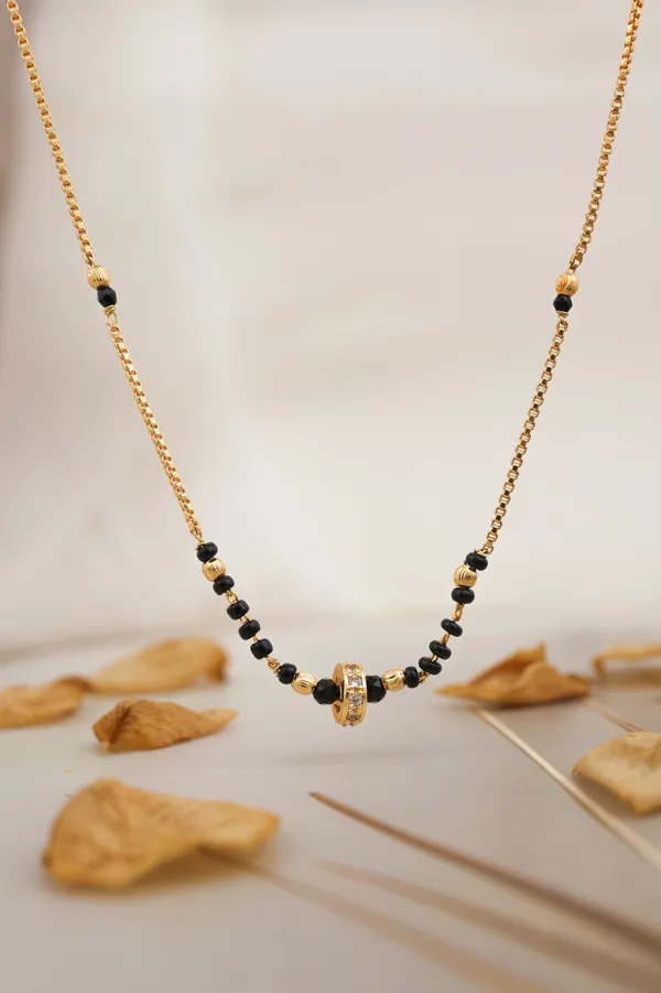 Vanya_-_Gold_Plated_Mangalsutra_Necklace_for_Women