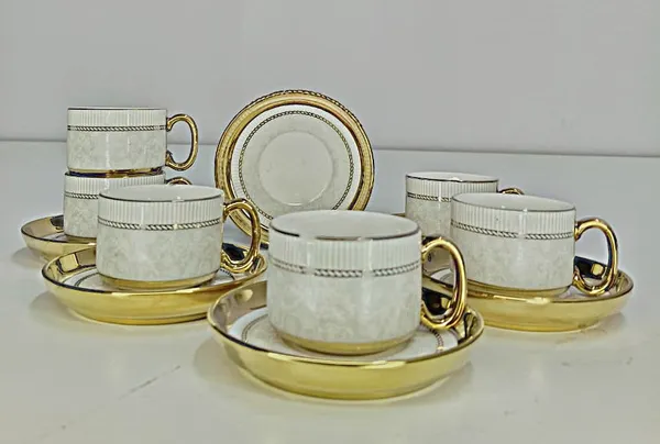 White_&_Gold_Ceramic_Tea_Cup_And_Saucer_Set_(Pack_Of_6_Pcs)