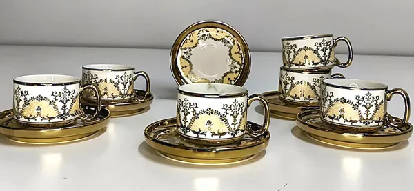 White_&_Gold_Ceramic_Tea_Cup_And_Saucer_Set_(Pack_Of_6_Pcs)
