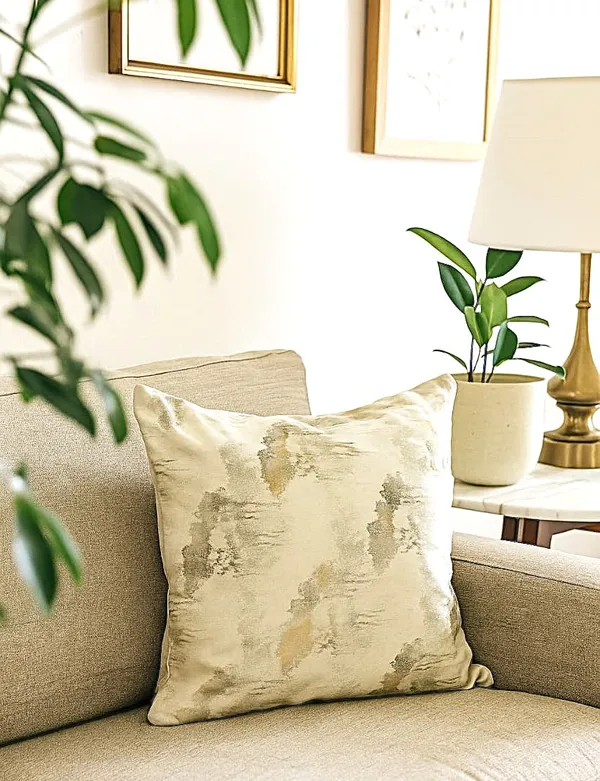 White_Polyester_&_Cotton_Pillow_Cover_(H_17_X_W_17_In)