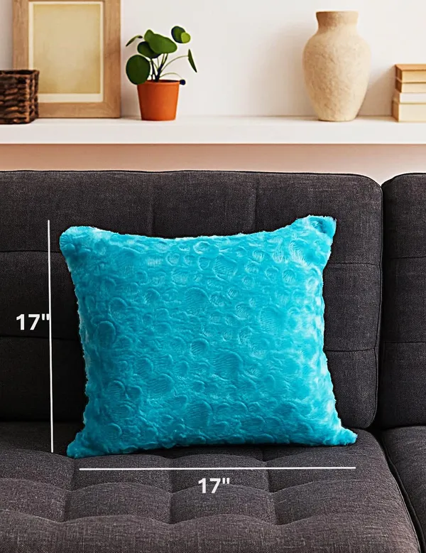 Sky_Blue_Velvet_Pillow_Cover_(H_17_X_W_17_In)
