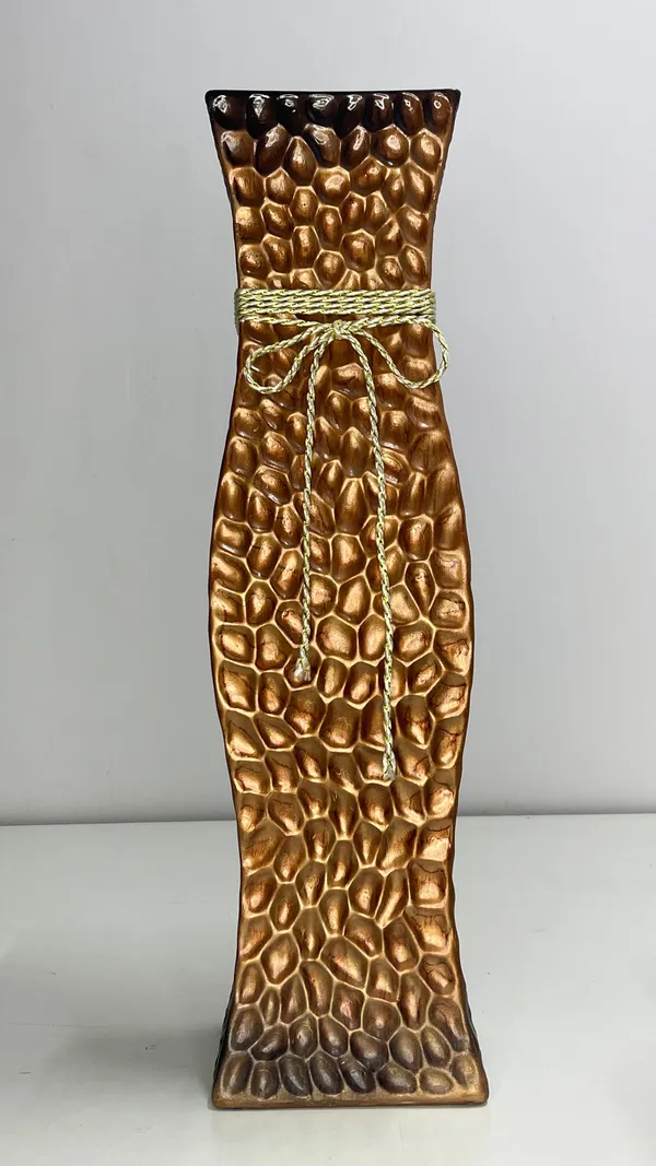 Brown_Ceramic_Premium_Vase_For_Home_Decor_(H_24_X_W_6_In)