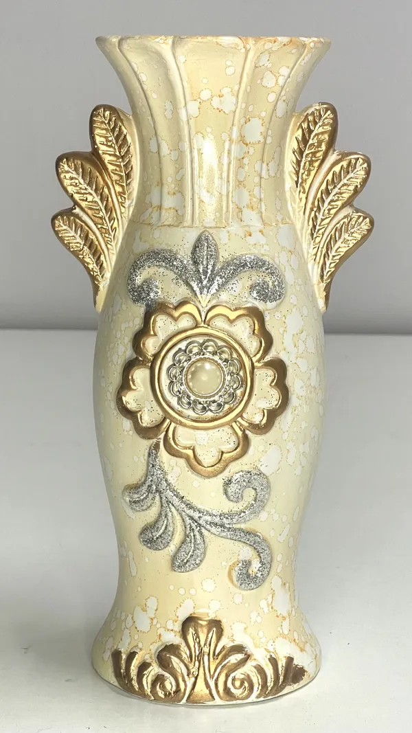 Cream_Ceramic_Premium_Vase_For_Home_Decor_(H_12_X_W_4.5_In)