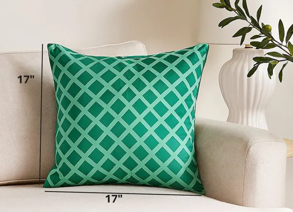 Green_Velvet_Pillow_Cover_(H_17_X_W_17_In)