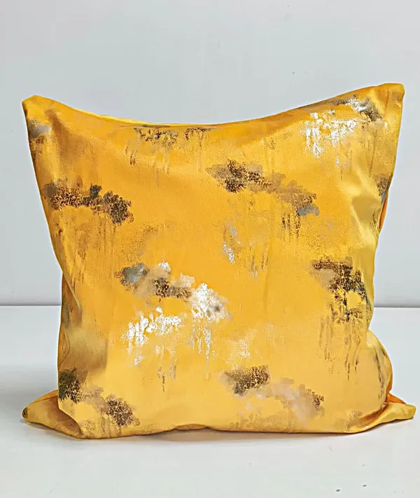 Yellow_Polyester_&_Cotton_Pillow_Cover_(H_17_X_W_17_In)