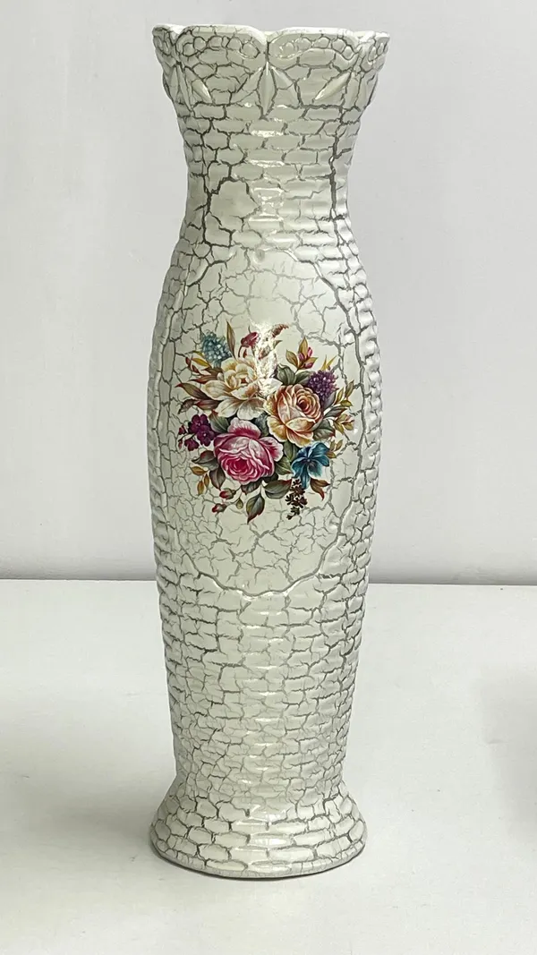 White_Ceramic_Premium_Vase_For_Home_Decor_(W_8_X_H_24_In)