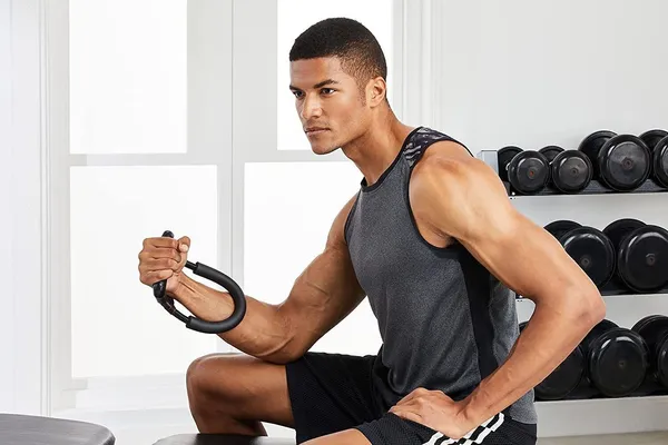 Black_Black_Adjustable_Forearm_Strengthener_Exerciser_Equipment_For_Upper_Arm_Workout_Hand_Grip_Fitness_For_Men_And_Women