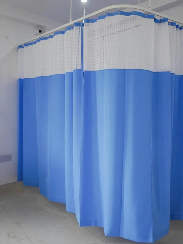 Hospital_Curtain_Blue_Zigzag_PVC_Waterpoof_4_Feet_X_7_Feet_(Single_pcs)_(4x7_Feet)