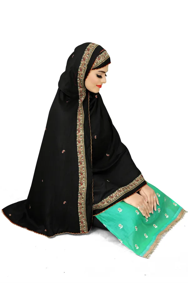 Black_Airtouch_Light_Hijab_For_Women
