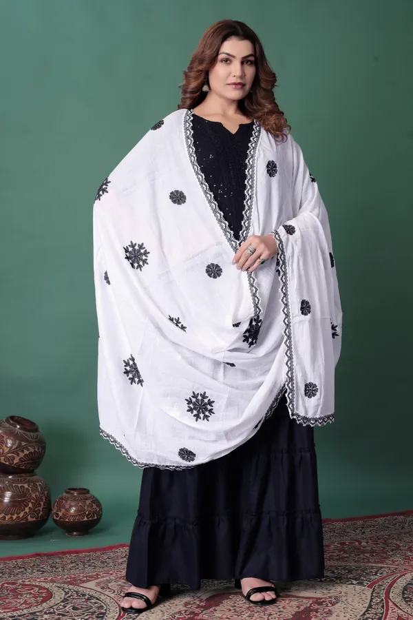 White_Loomstyle_Cotton_Dupatta_For_Women