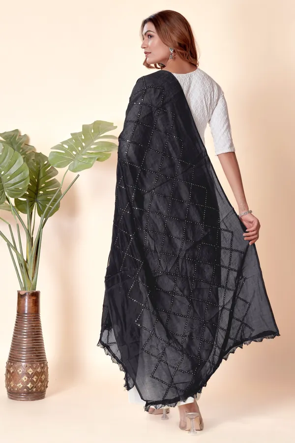 Black_Chanderi_Box_Sequin_Festive_Dupatta_For_Women
