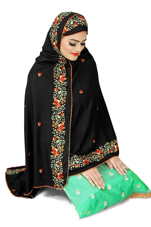 Black_Royaltint_Premium_Hijab_For_Women