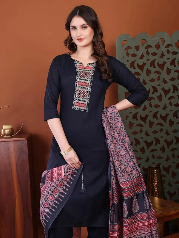Navyblue_Rayon_Premium_&_Elegant_Round_Neck_A-Line_Knee_Length_Kurta_Set_With_Dupatta_For_Women