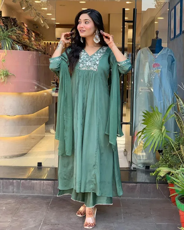 Rama_Viscose_Chinnon_Premium_&_Elegant_V_Neck_A-Line_Knee_Length_Kurta_Set_With_Dupatta_For_Women