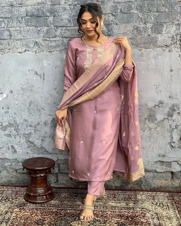 Pink_Viscose_Chanderi_Premium_&_Elegant_Round_Neck_A-Line_Knee_Length_Kurta_Set_With_Dupatta_For_Women