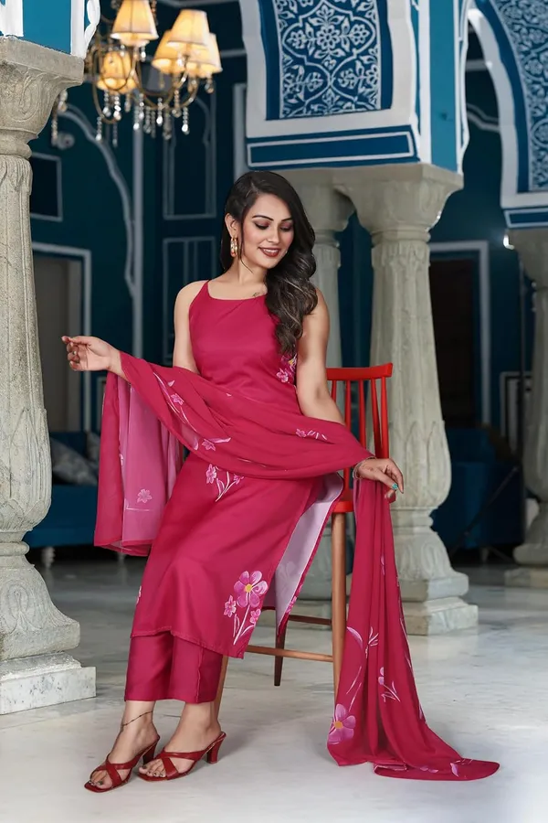 Rani_Viscose_French_Crepe_Premium_&_Elegant_Round_Neck_A-Line_Knee_Length_Kurta_Set_With_Dupatta_For_Women