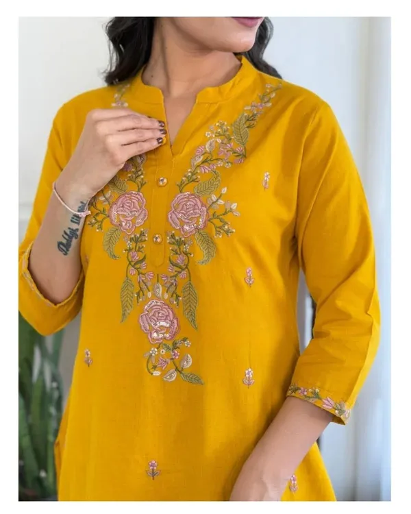 Yellow_Rayon_Premium_&_Elegant_Collar_Neck_A-Line_Knee_Length_Kurta_Set_With_Dupatta_For_Women