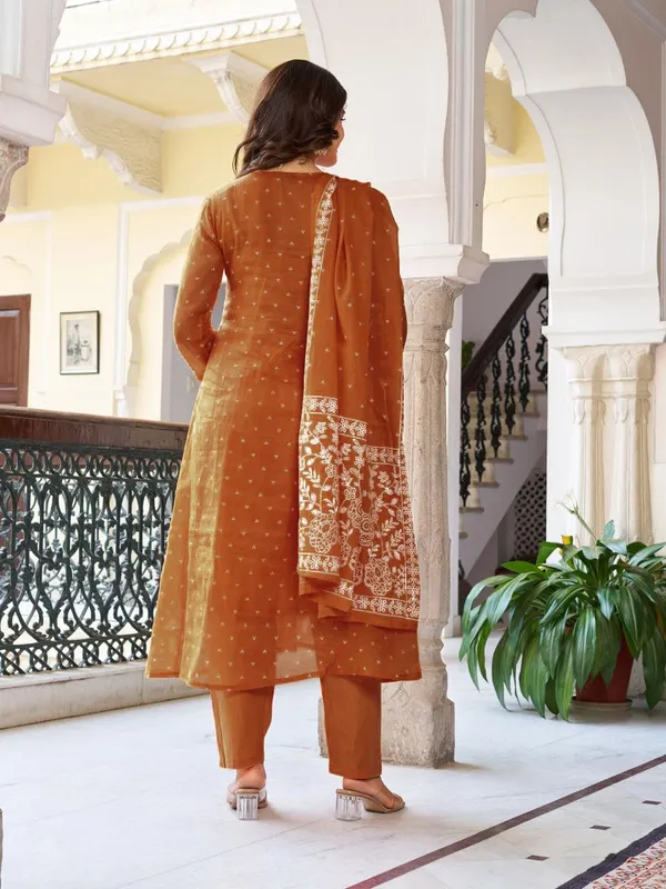 Mustard_Cotton_Premium_&_Elegant_Split_Neck_A-Line_Knee_Length_Kurta_Set_With_Dupatta_For_Women