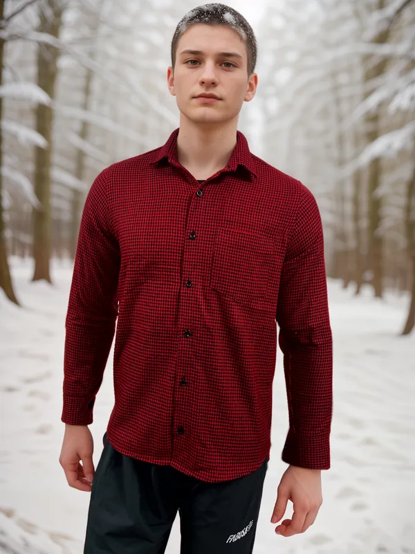 Crimson_Red_&_Black_Houndstooth_Warm_Winter_Shirt_For_Men