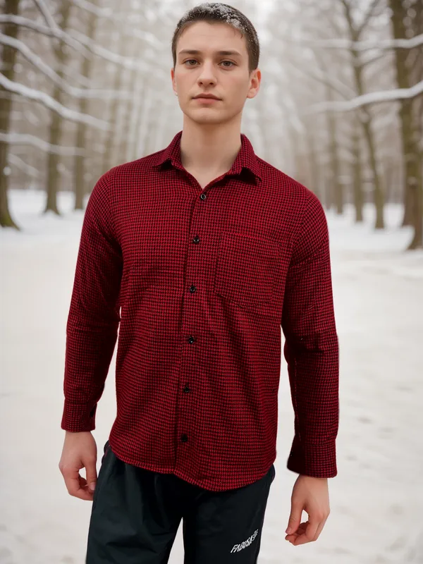 Crimson_Red_&_Black_Houndstooth_Warm_Winter_Shirt_For_Men
