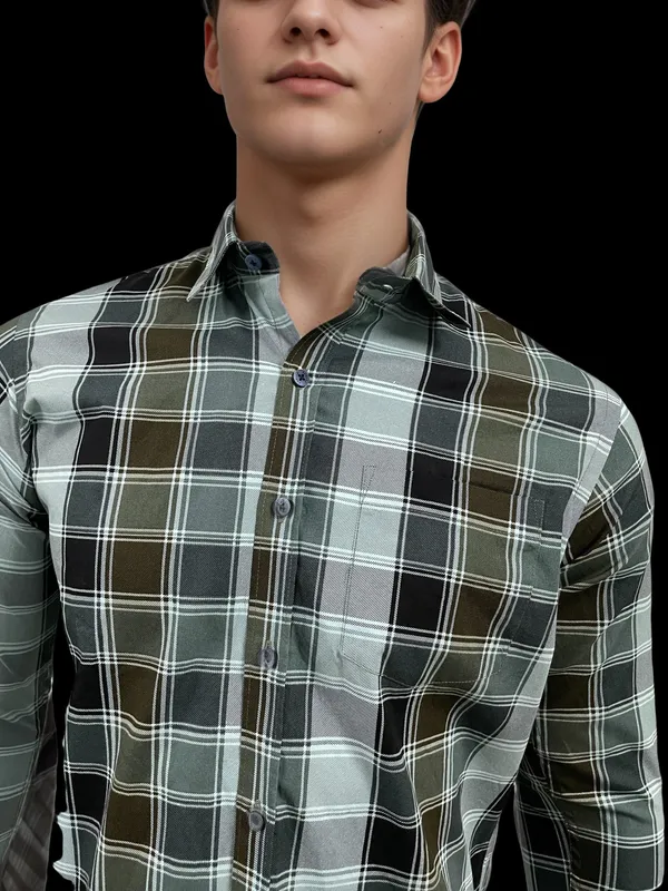 Multicolor_Full_Sleeve_Cotton_Check_Shirt_For_Men