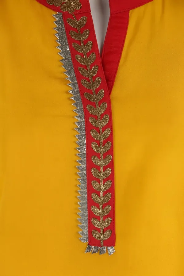 Yellow_Cotton_Rayon_Premium_&_Elegant_Kurta_For_Women